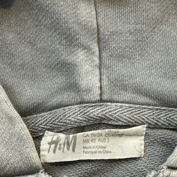 Lightweight Hoodie Sweatshirt - 2 years - Picture 3 of 5